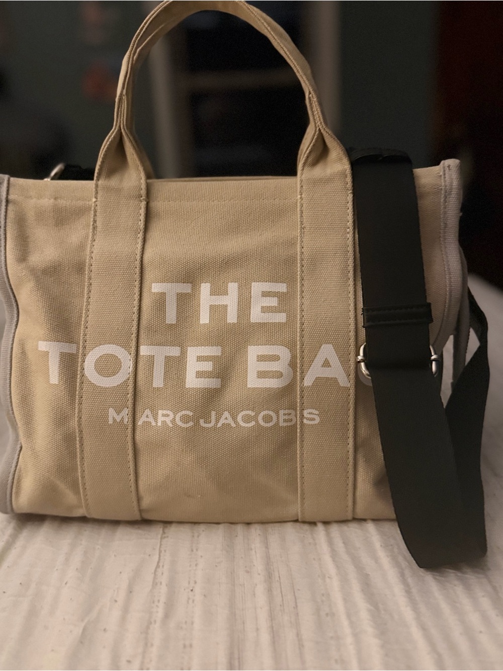 Marc Jacobs The Tote Bag Canvas Tote in Beige with Black Strap